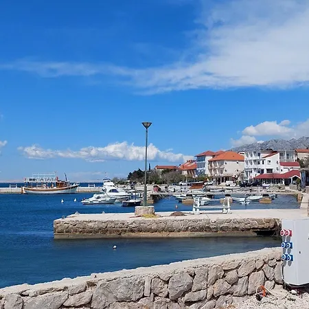Apartment Smokvica - One Bedroom Balcony Starigrad Paklenica