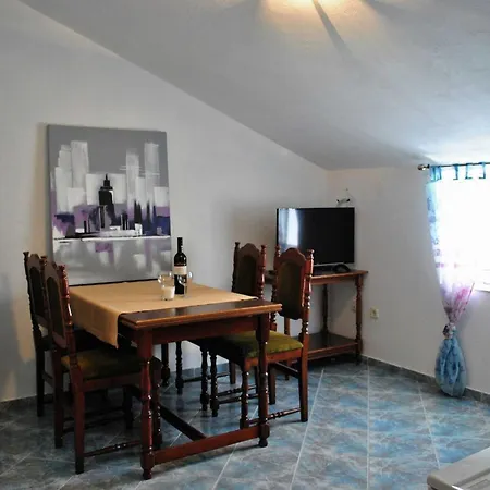 公寓 Smokvica - One Bedroom Balcony